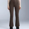 Wasserabweisende Stretch-Skihose mit ausgestelltem Bein Wasserabweisende Stretch-Skihose mit ausgestelltem Bein