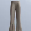 Wasserabweisende Stretch-Skihose mit ausgestelltem Bein Wasserabweisende Stretch-Skihose mit ausgestelltem Bein