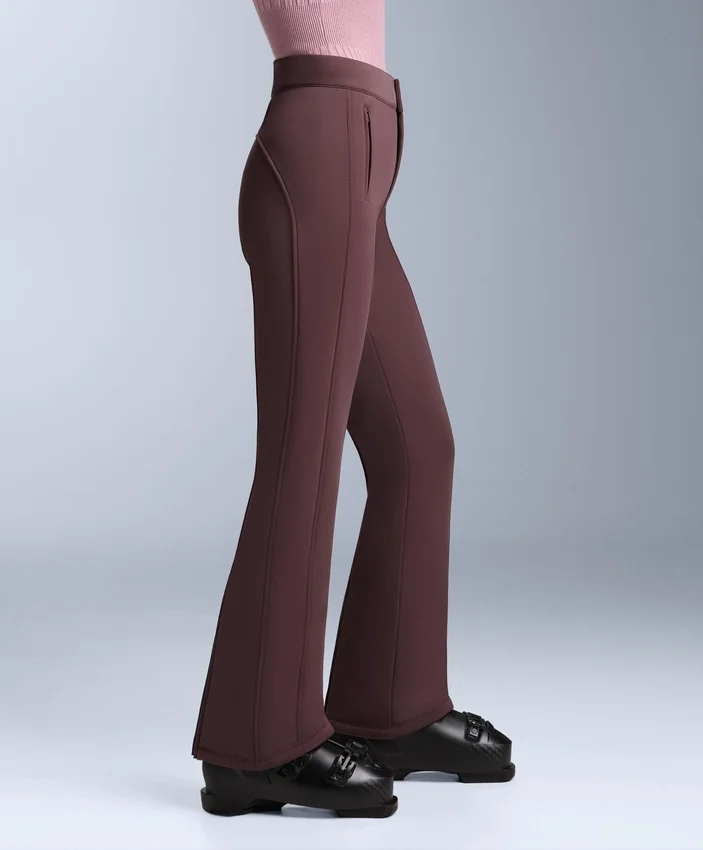 Wasserabweisende Stretch-Skihose mit ausgestelltem Bein Wasserabweisende Stretch-Skihose mit ausgestelltem Bein