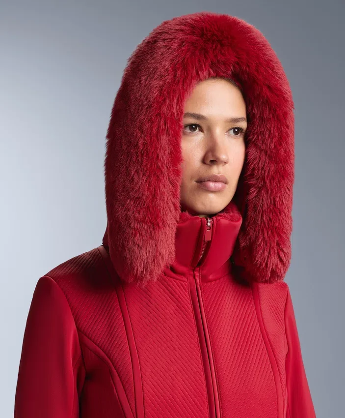 Wasserabweisender, figurbetonter Stretch-Jumpsuit für Skifahren Wasserabweisender, figurbetonter Stretch-Jumpsuit für Skifahren