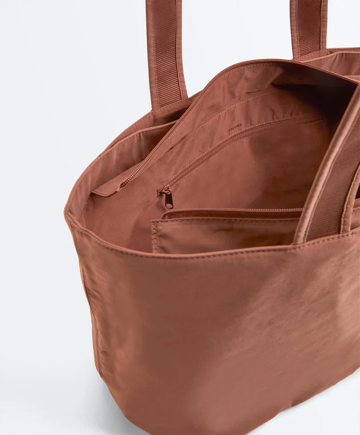 Weiche Shopper-Tasche mit Reissverschluss Weiche Shopper-Tasche mit Reissverschluss