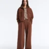 Weit geschnittene Hose mit hoher Taille aus Baumwollpiqué Weit geschnittene Hose mit hoher Taille aus Baumwollpiqué