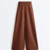 Weit geschnittene Hose mit hoher Taille aus Baumwollpiqué Weit geschnittene Hose mit hoher Taille aus Baumwollpiqué
