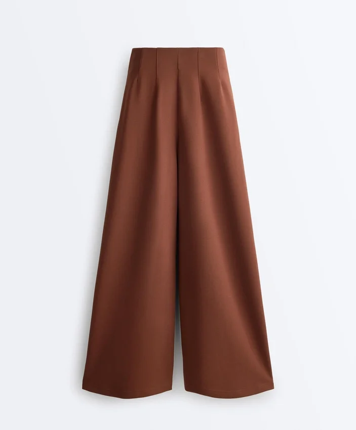 Weit geschnittene Hose mit hoher Taille aus Baumwollpiqué Weit geschnittene Hose mit hoher Taille aus Baumwollpiqué